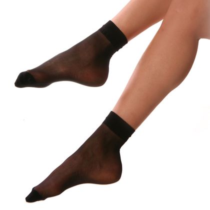 Елегантни къси чорапи с 18 % ликра