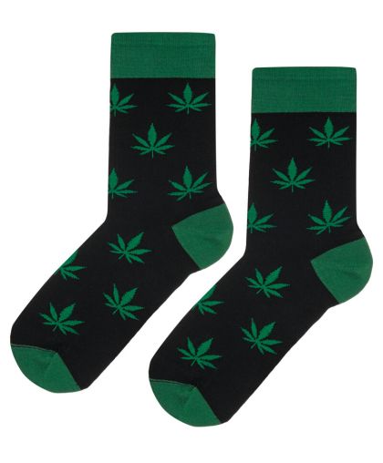 Весели чорапи с "весела трева"