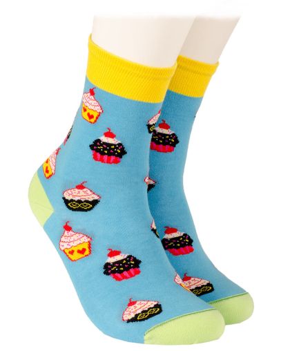 Чорапи с вкусни кексчета