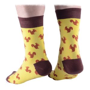 Жълти чорапи с катерички