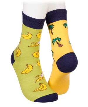 Socks with bananas and palm trees 